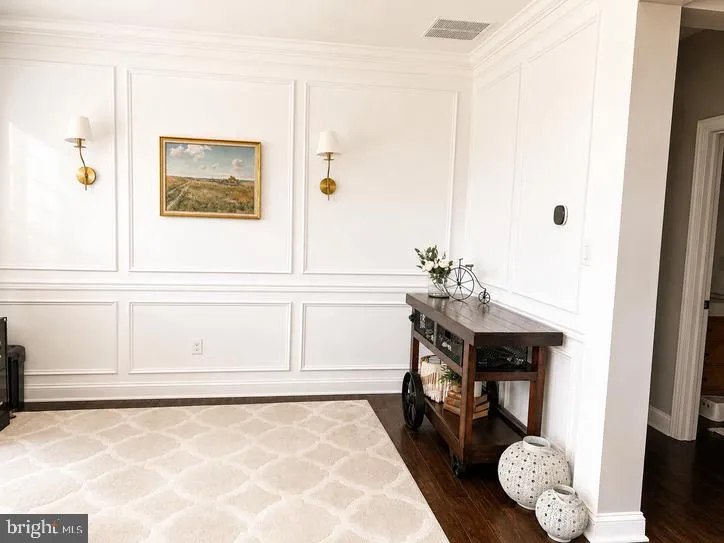 402 GARDENIA Mullica Hill, NJ 08062