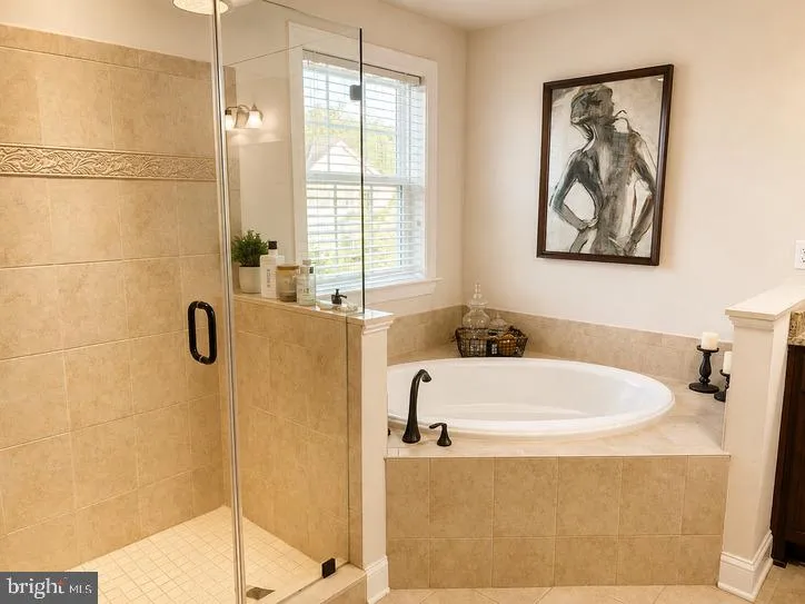 402 GARDENIA Mullica Hill, NJ 08062