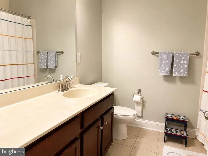 402 GARDENIA Mullica Hill, NJ 08062