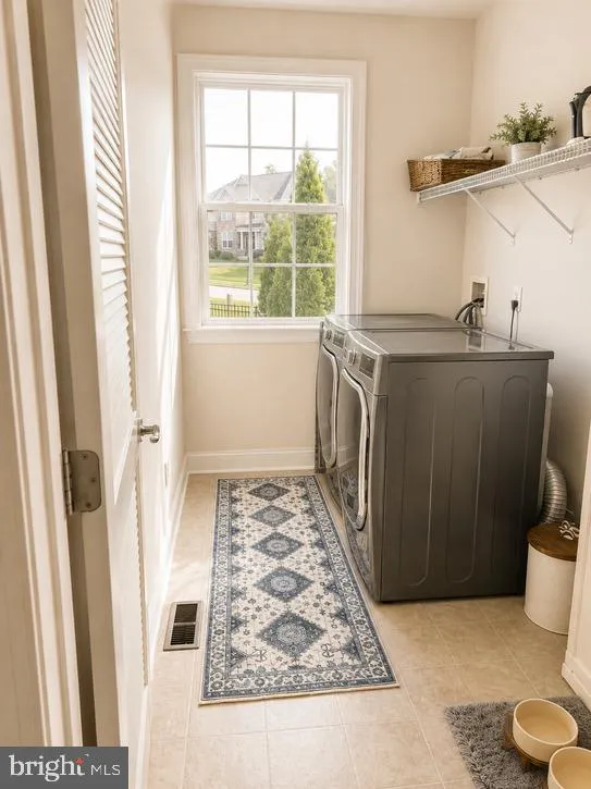 402 GARDENIA Mullica Hill, NJ 08062