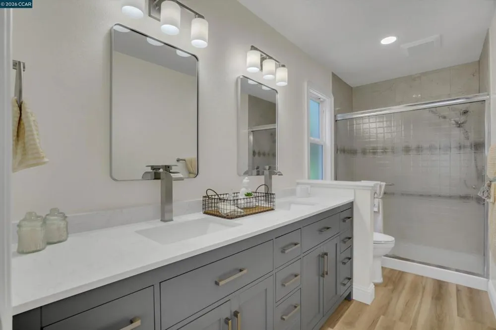 2271 Yale St Martinez, CA 94553