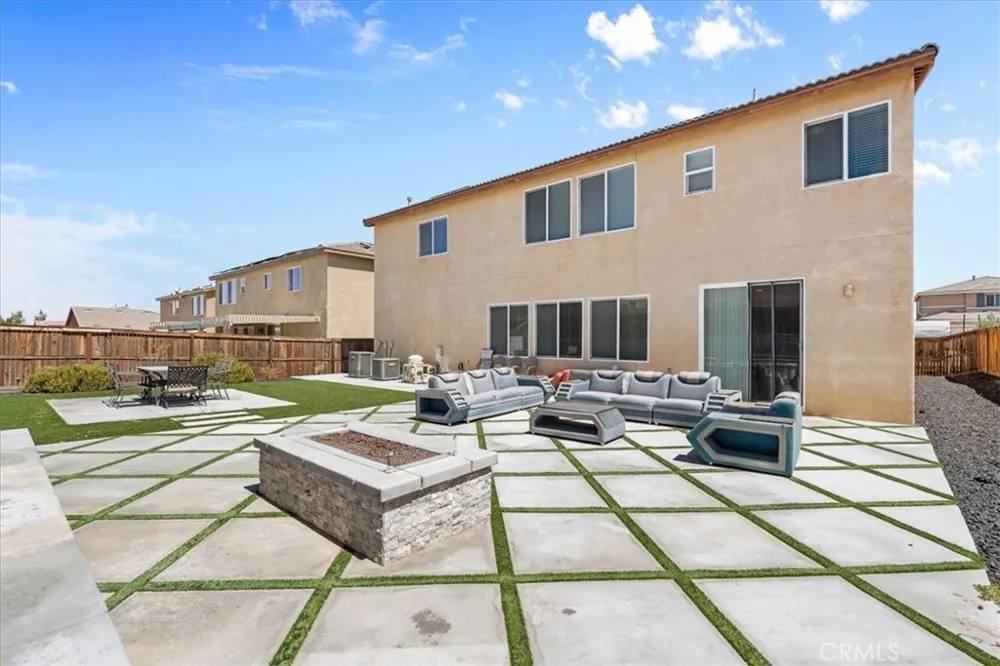 12762 Ethan St Victorville, CA 92392