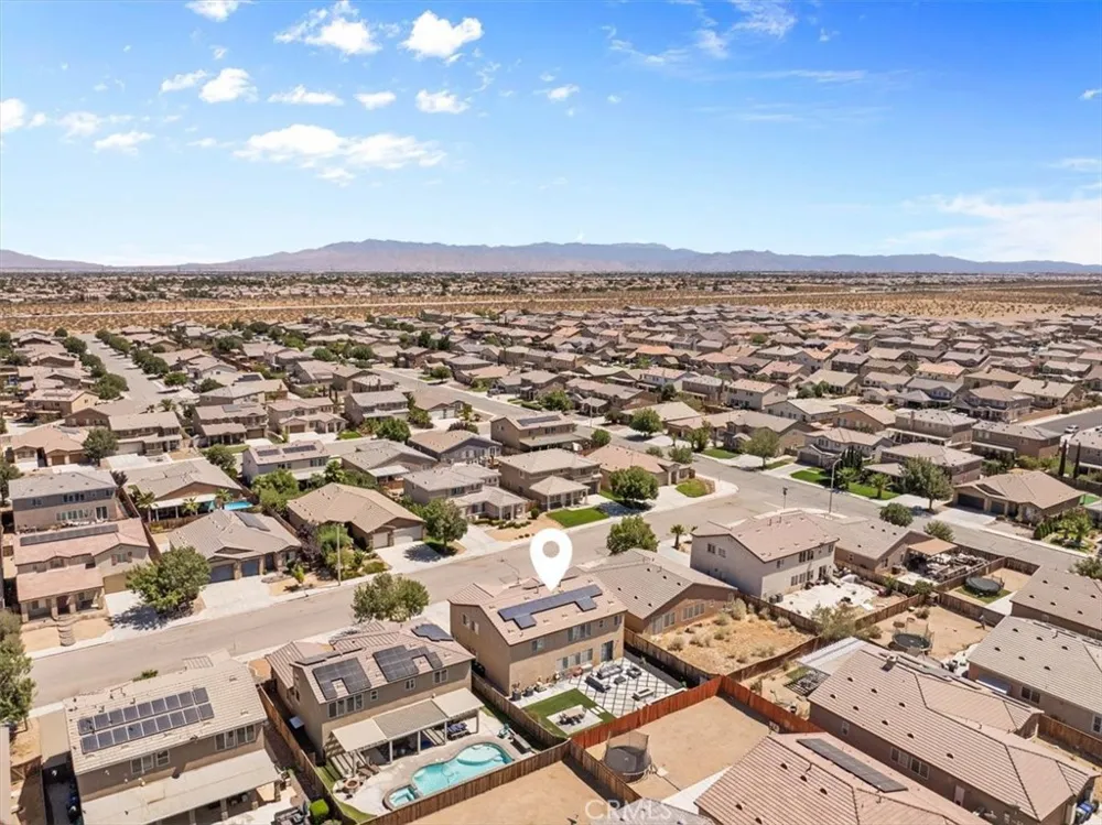 12762 Ethan St Victorville, CA 92392