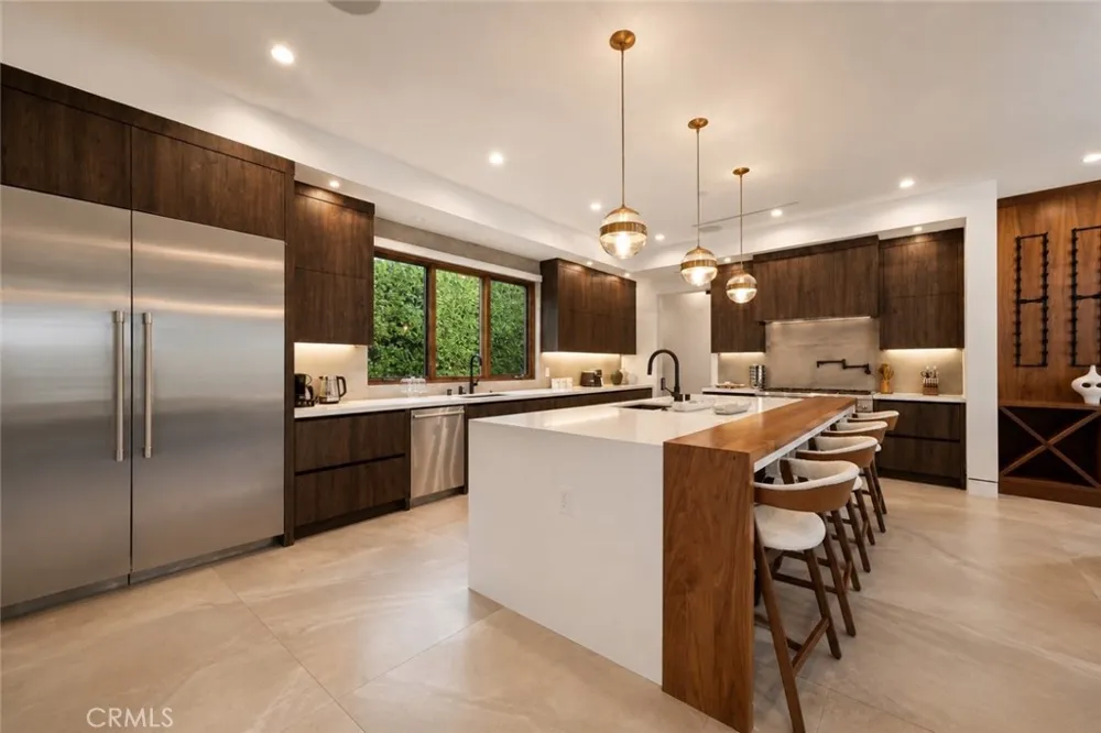 23262 Gonzales Drive Woodland Hills, CA 91367