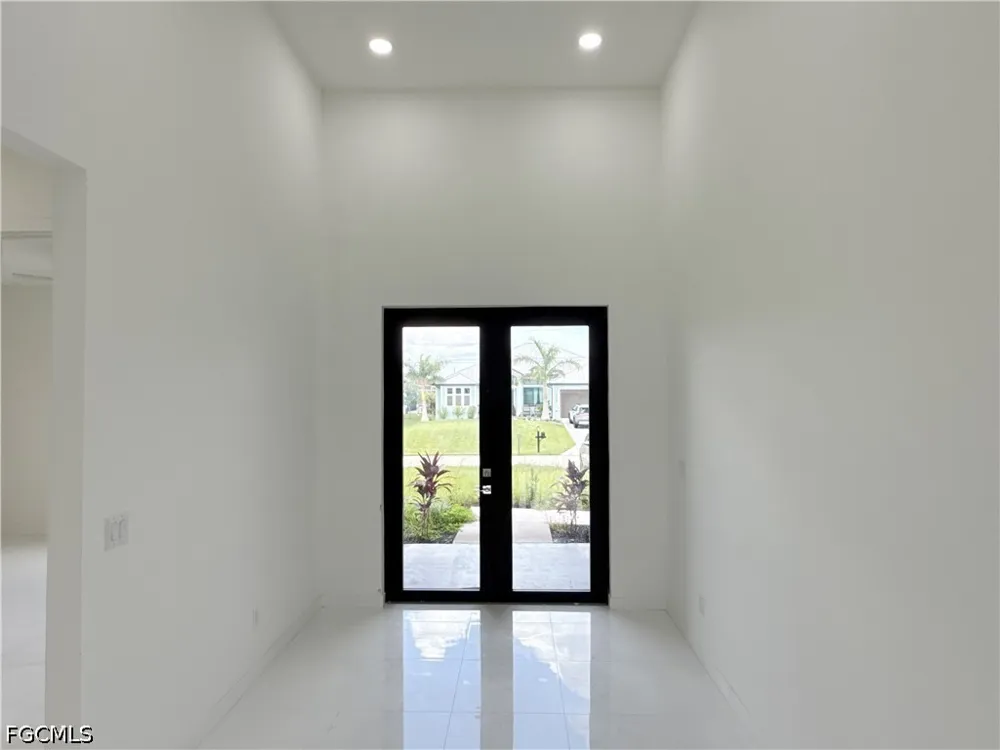 NW 37th Place Cape Coral, FL 33993