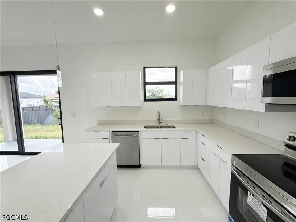 NW 37th Place Cape Coral, FL 33993