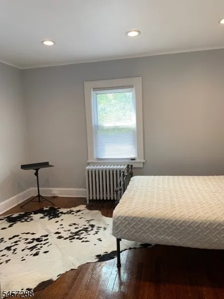 97 Elliot Pl East Orange City, NJ 07018