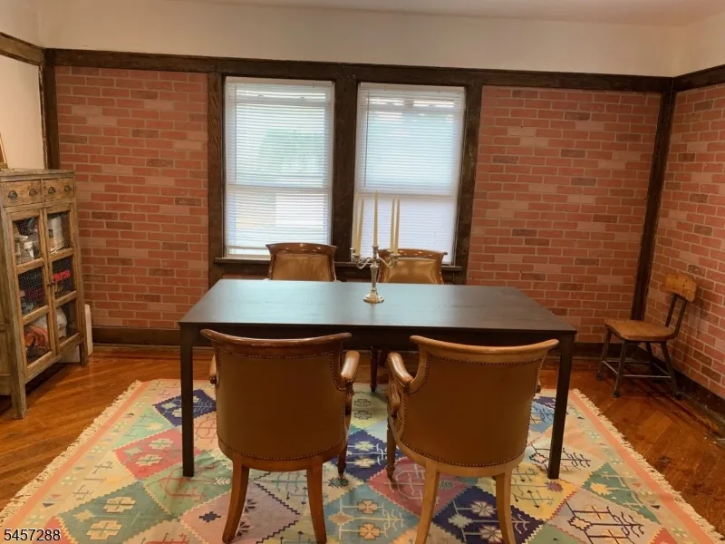 97 Elliot Pl East Orange City, NJ 07018