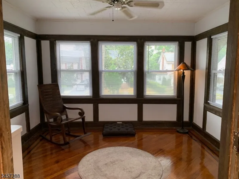 97 Elliot Pl East Orange City, NJ 07018