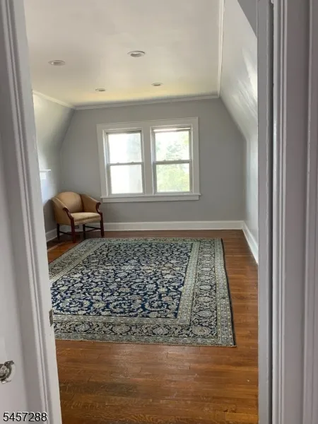 97 Elliot Pl East Orange City, NJ 07018