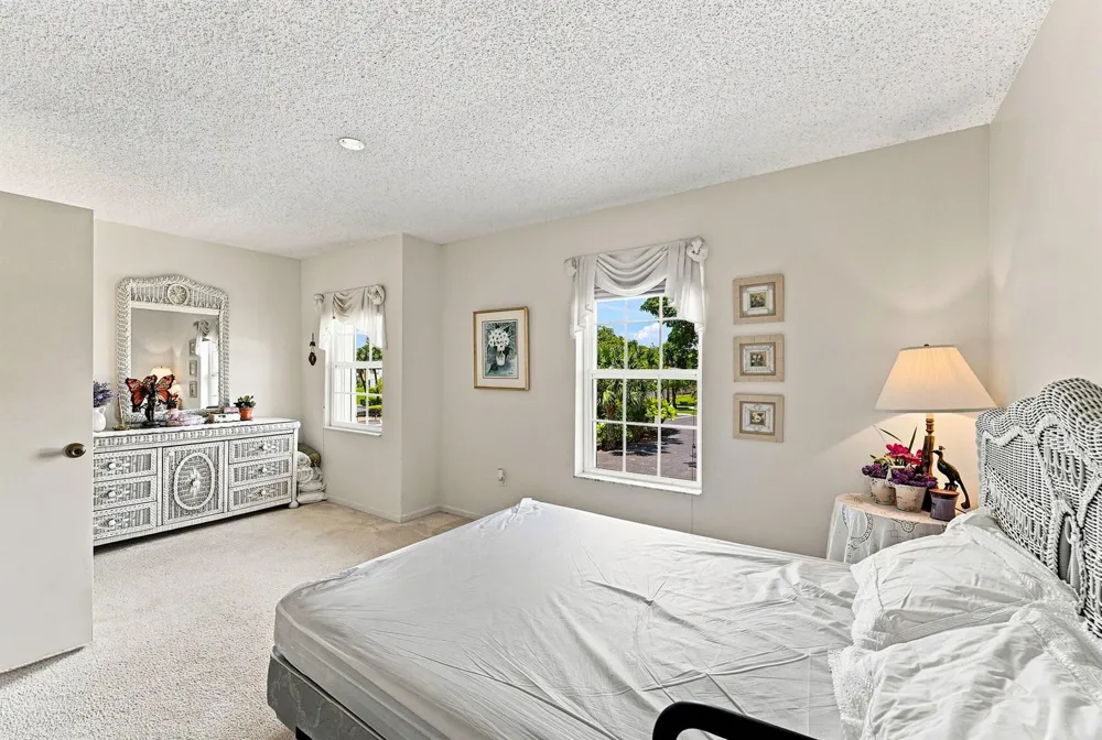 211 Waterside Drive Hypoluxo, FL 33462