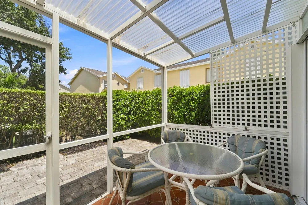 211 Waterside Drive Hypoluxo, FL 33462