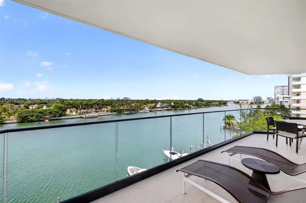 5500 Collins Ave #702 Miami Beach, FL 33140