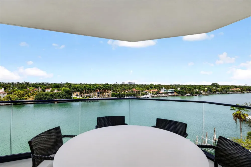 5500 Collins Ave #702 Miami Beach, FL 33140