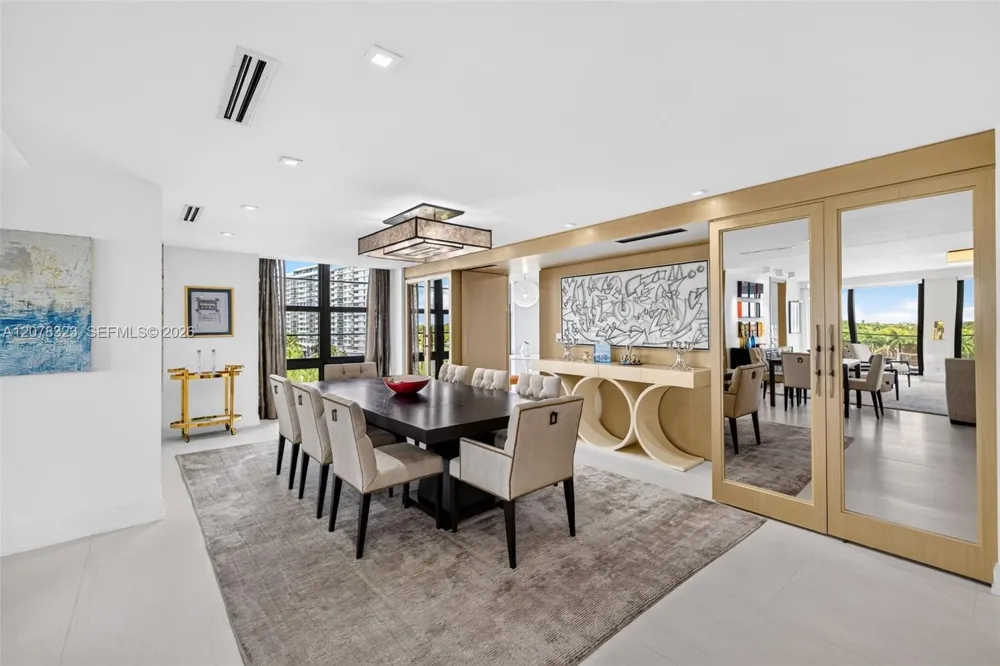5500 Collins Ave #702 Miami Beach, FL 33140