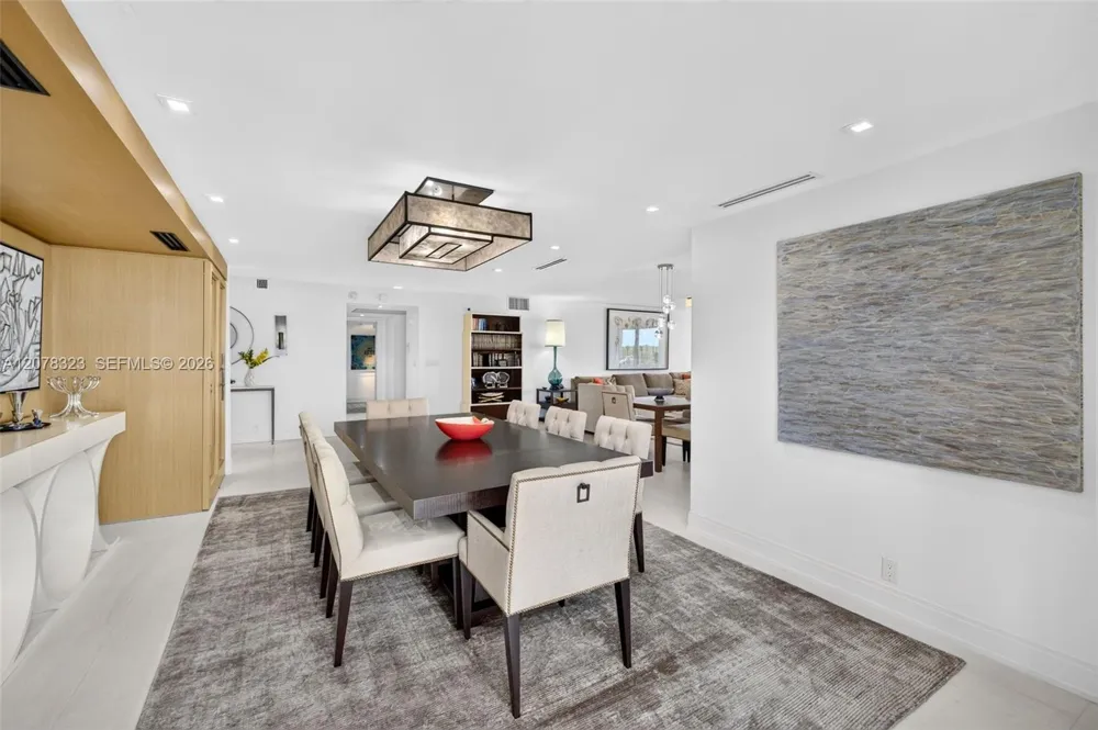5500 Collins Ave #702 Miami Beach, FL 33140