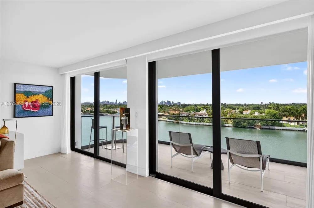 5500 Collins Ave #702 Miami Beach, FL 33140