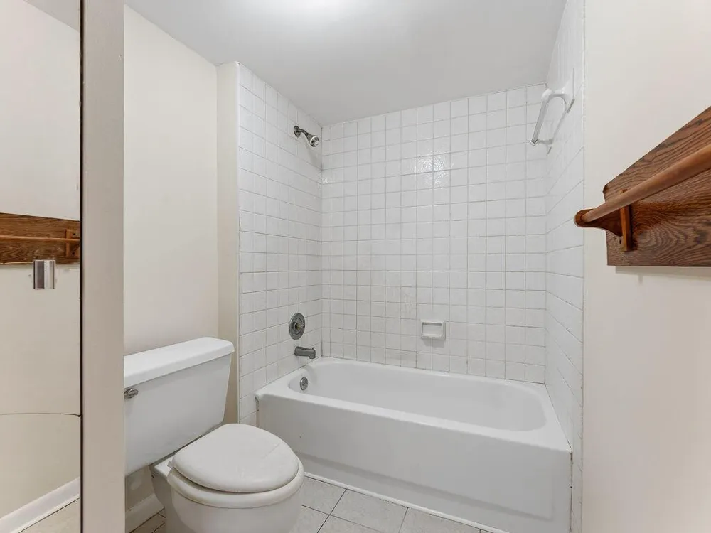 6431 SE WINDSONG LANE #117 Stuart, FL 34997