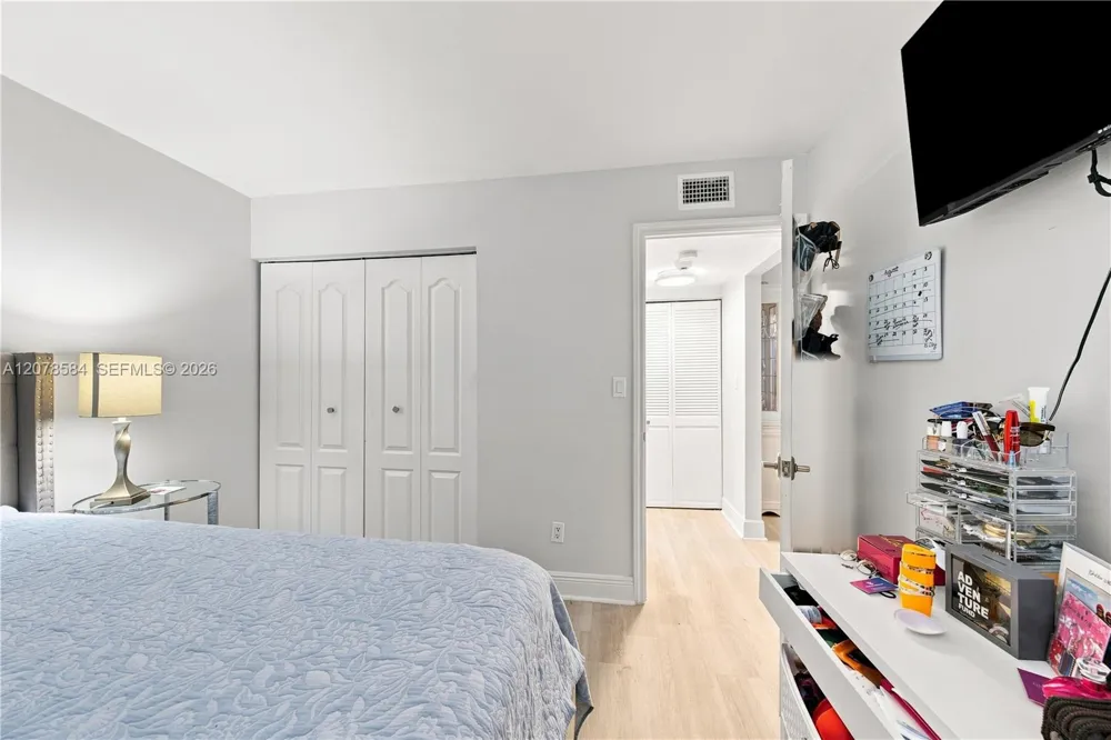 3199 Foxcroft Rd #104 Miramar, FL 33025