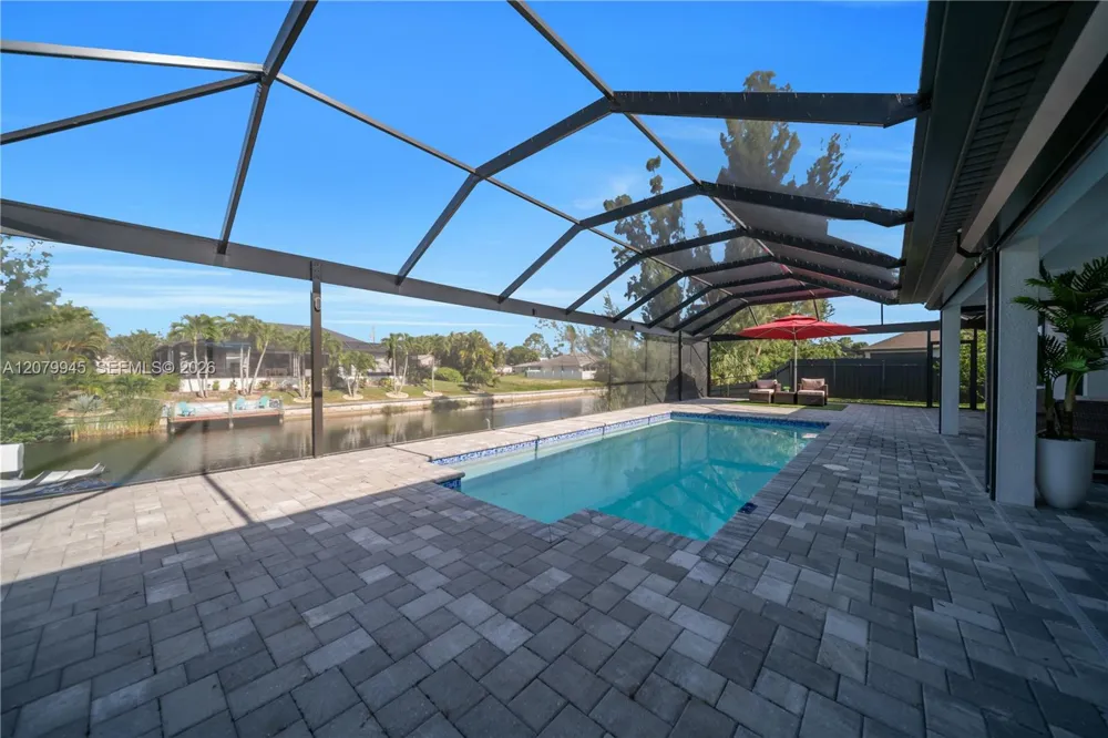 2127 SW 17TH PL Cape Coral, FL 33991