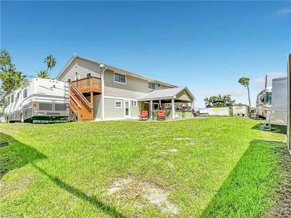11870 Pompano Avenue Cape Coral, FL 33991