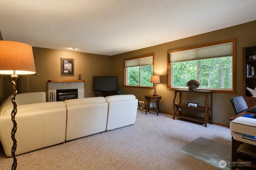 7411 71st Avenue Ct SW Lakewood, WA 98498