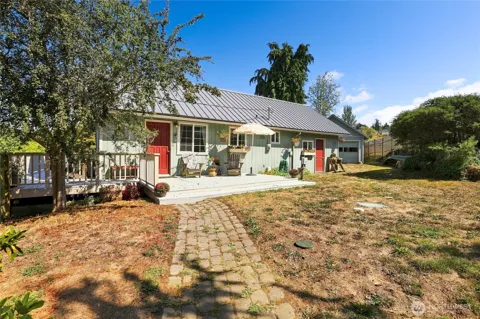 41 Hemlock Drive