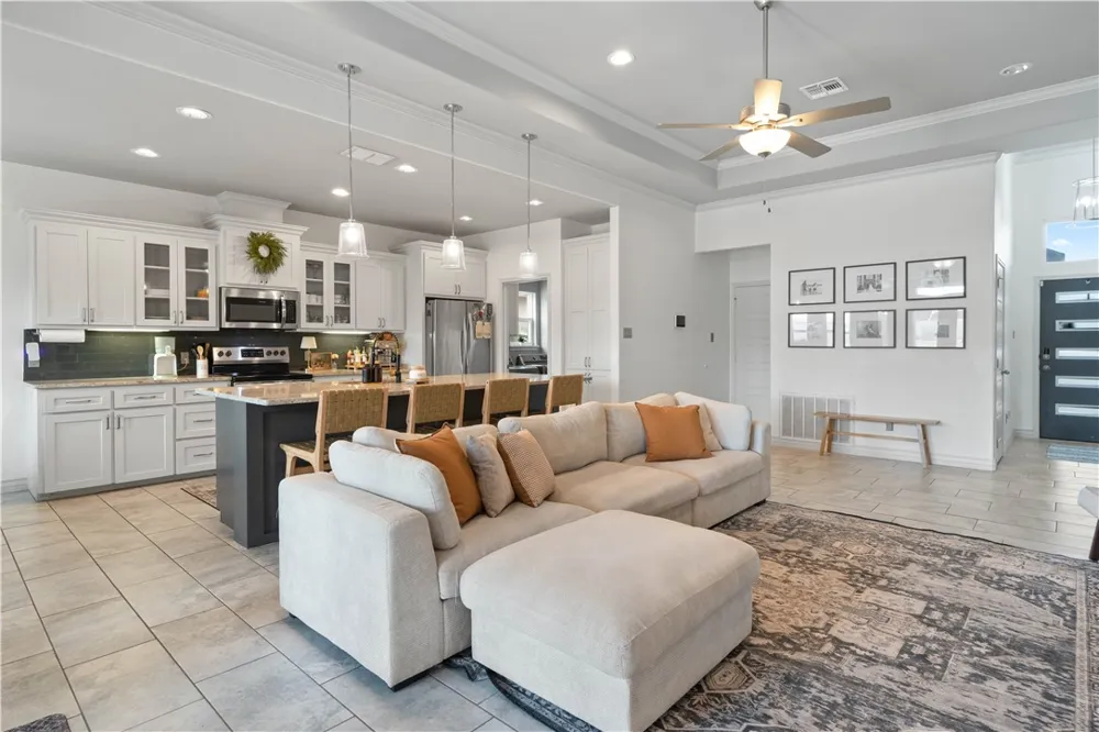 1633 Antoinette Drive Corpus Christi, TX 78418