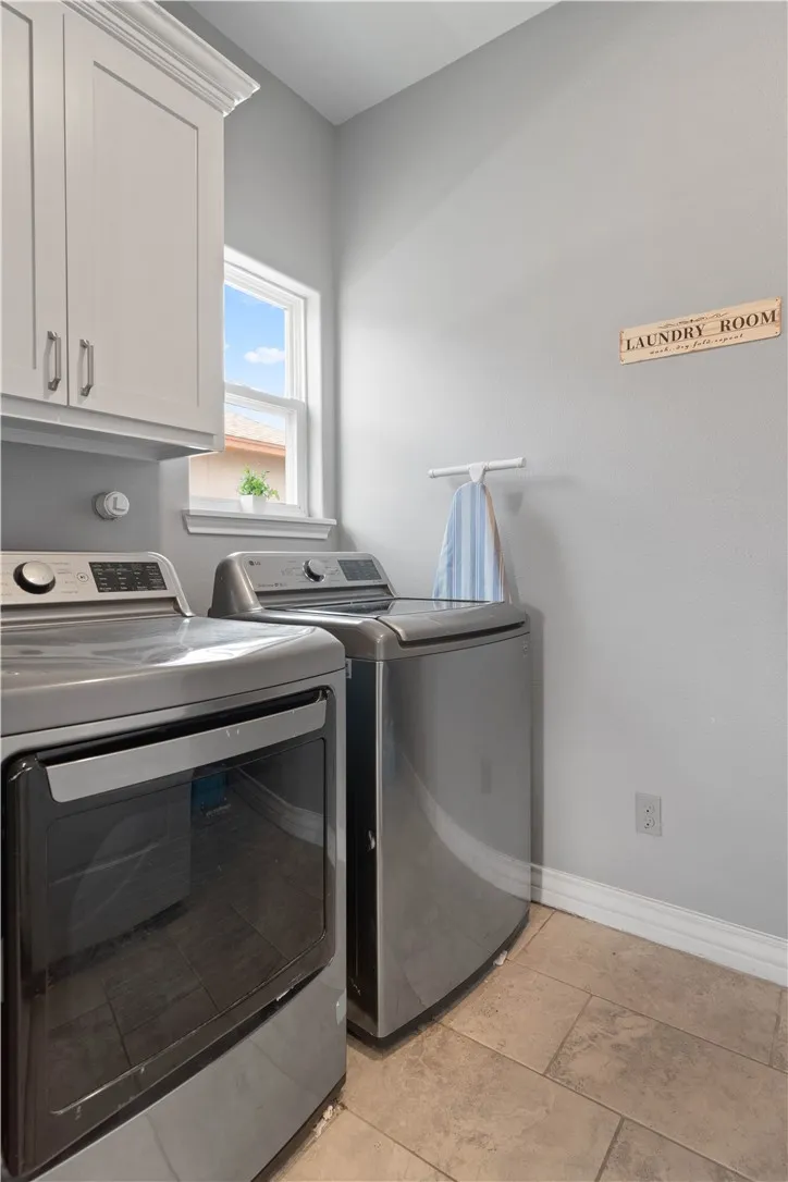 1633 Antoinette Drive Corpus Christi, TX 78418