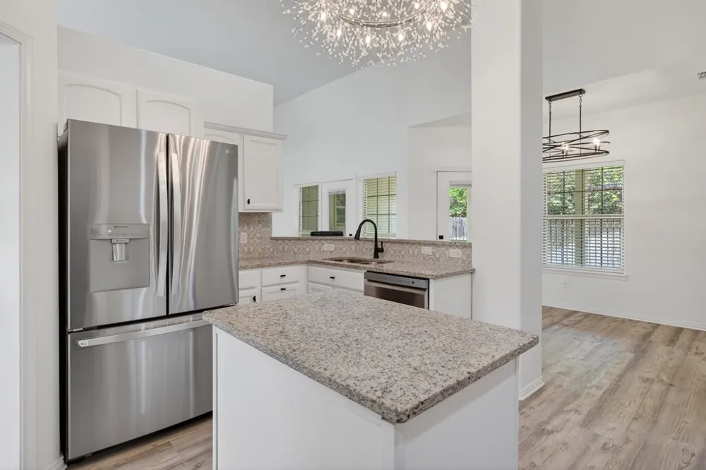 405 Cascades Rockport, TX 78382