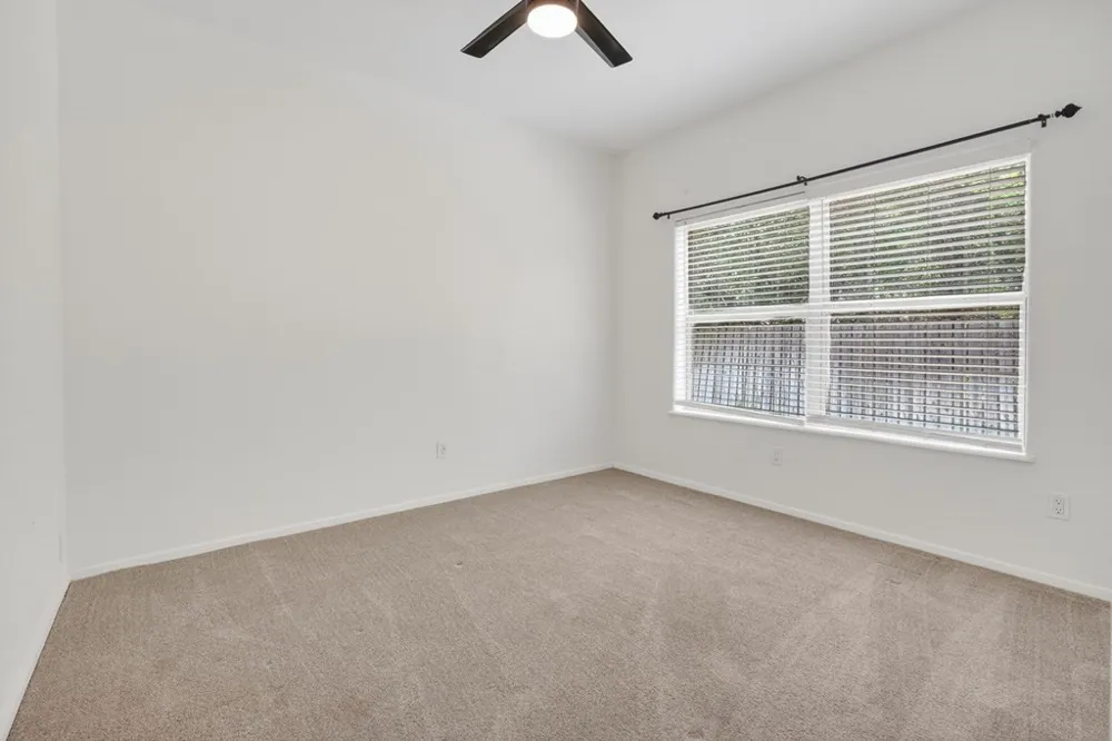 405 Cascades Rockport, TX 78382