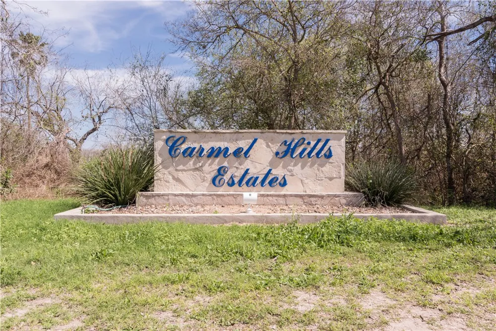 317 Carmel Drive Sandia, TX 78383