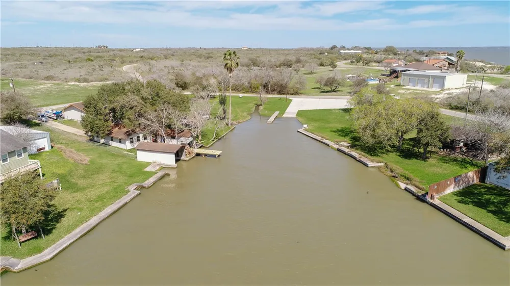 317 Carmel Drive Sandia, TX 78383