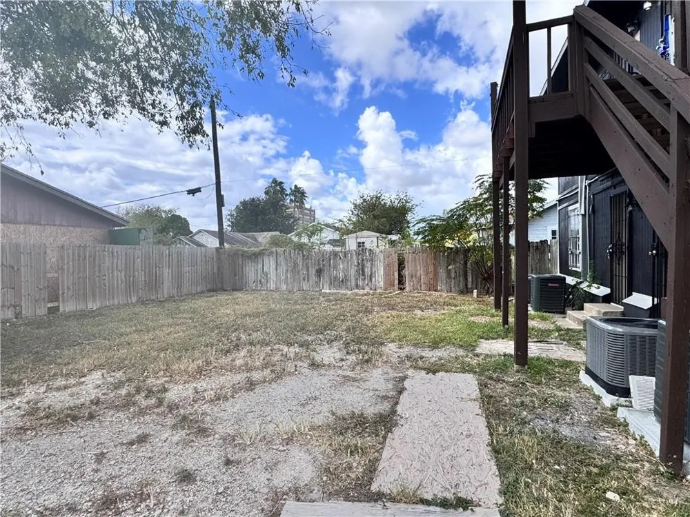 907 Elizabeth Street Corpus Christi, TX 78404