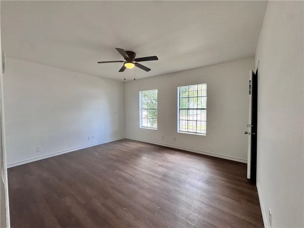 907 Elizabeth Street Corpus Christi, TX 78404