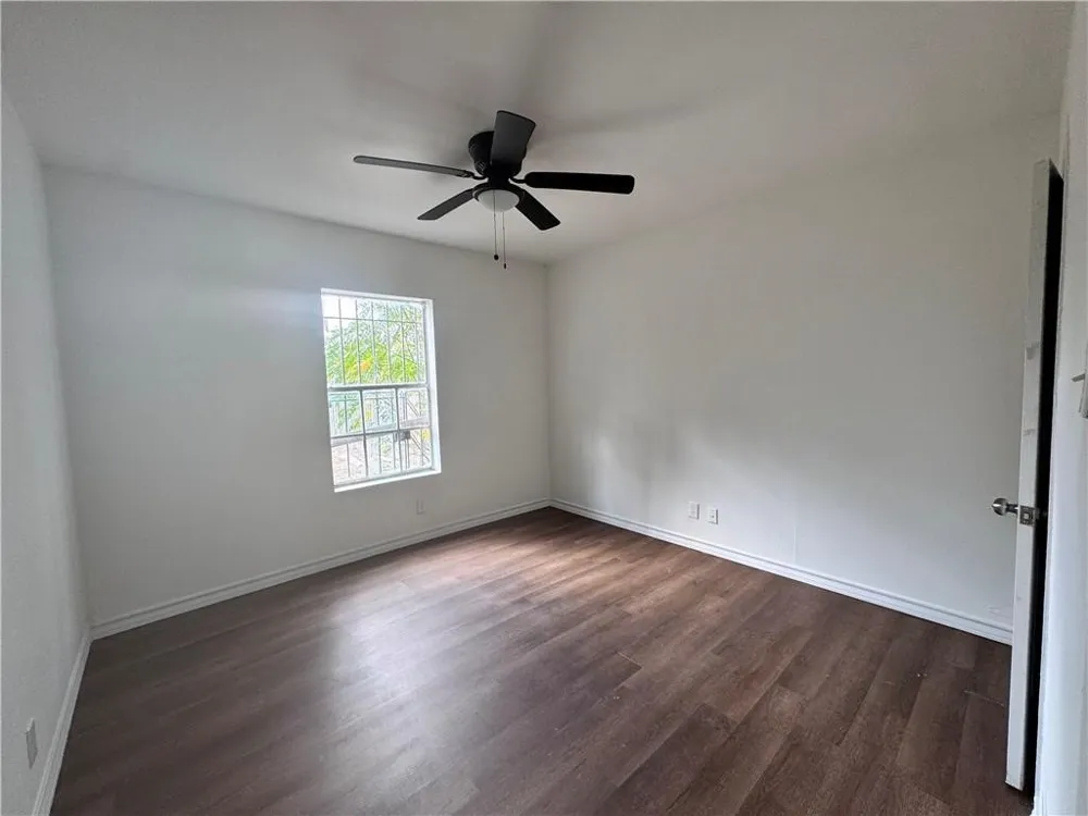 907 Elizabeth Street Corpus Christi, TX 78404