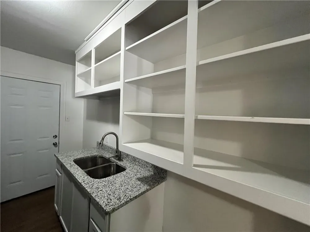 907 Elizabeth Street Corpus Christi, TX 78404