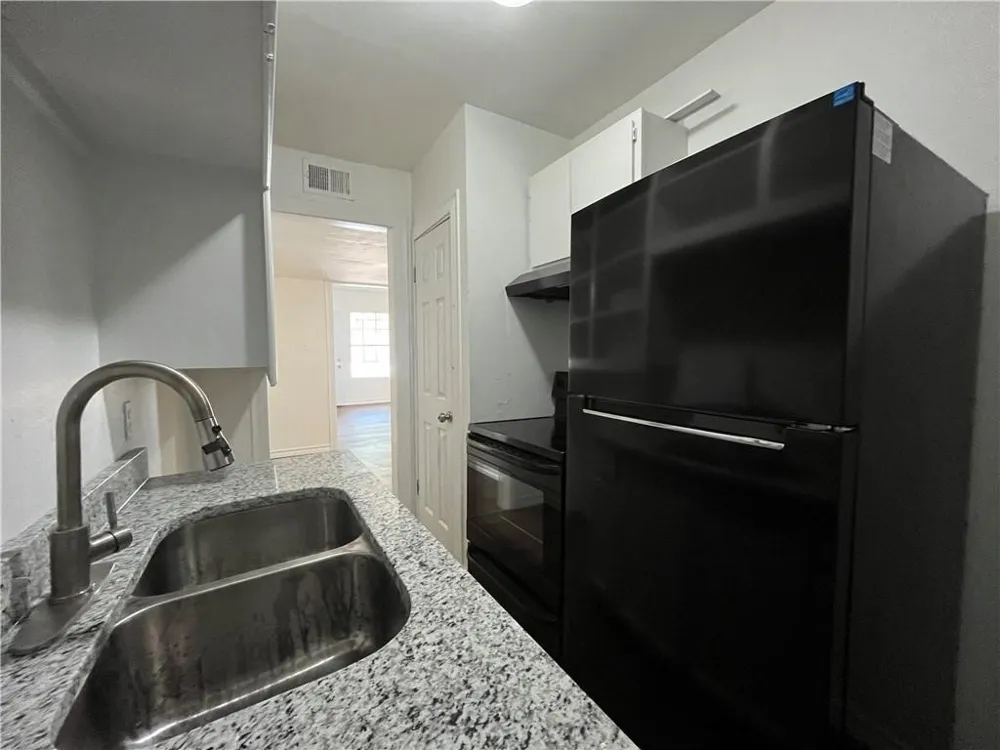 907 Elizabeth Street Corpus Christi, TX 78404