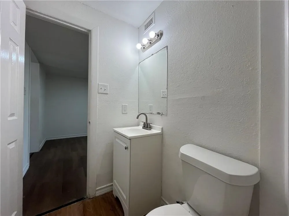 907 Elizabeth Street Corpus Christi, TX 78404