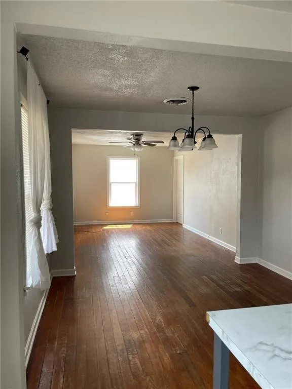 725 E Hoffman Avenue Kingsville, TX 78363