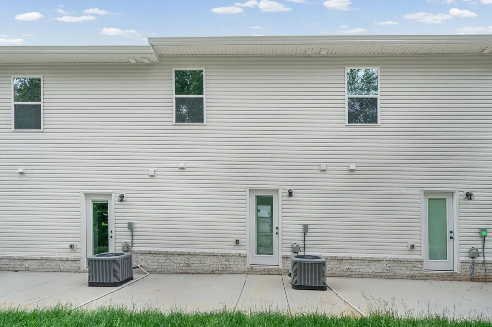 1035 Sinclair Dr #2A Clarksville, TN 37042