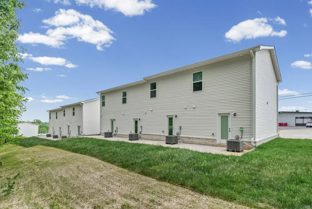 1035 Sinclair Dr #2A Clarksville, TN 37042