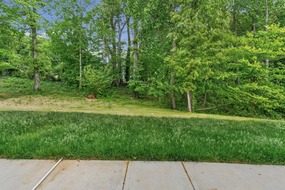 1035 Sinclair Dr #2A Clarksville, TN 37042
