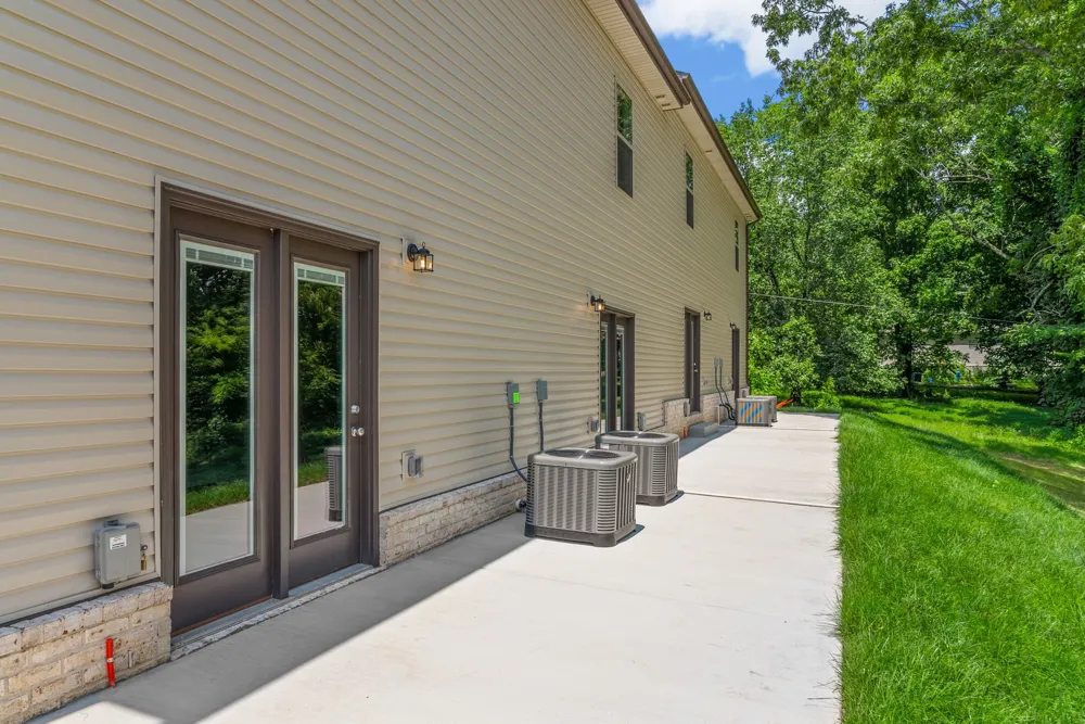 1803 Evans Rd #1 Clarksville, TN 37042
