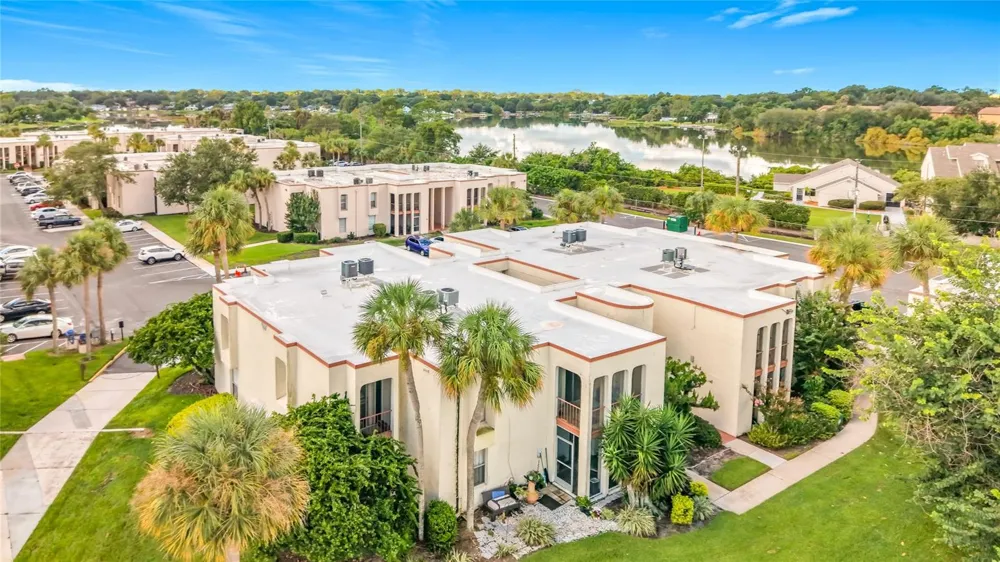 532 ORANGE DRIVE #22 Altamonte Springs, FL 32701