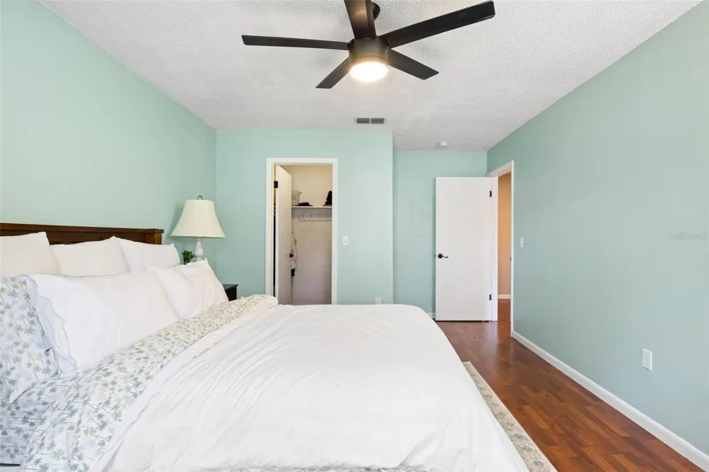 6305 MORNINGMIST COURT #6305 Temple Terrace, FL 33617