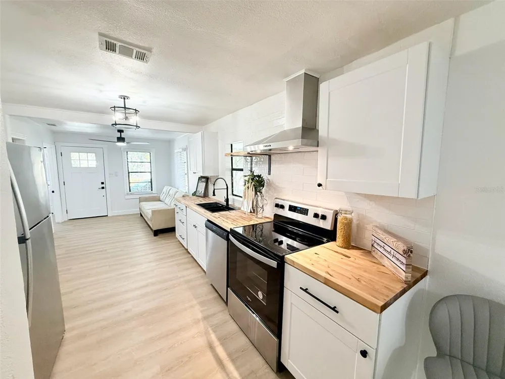 3505 16TH STREET Tampa, FL 33605