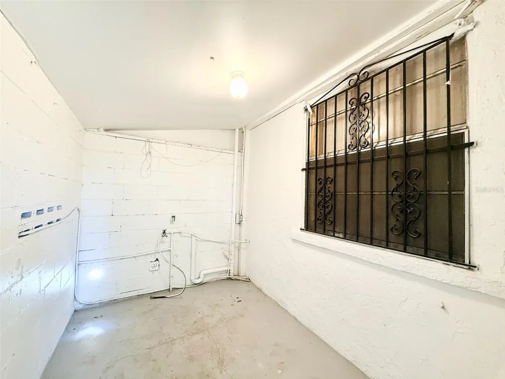 3505 16TH STREET Tampa, FL 33605