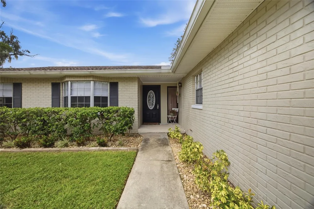 23252 CHARLSTON PLACE Land O Lakes, FL 34639