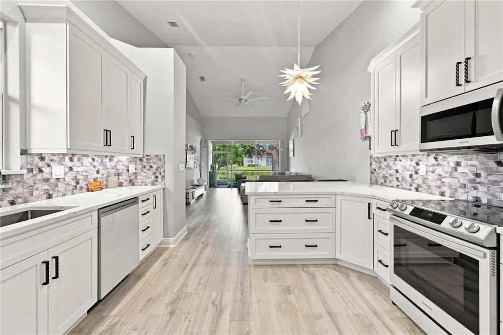 4361 TURNBERRY CIRCLE North Port, FL 34288